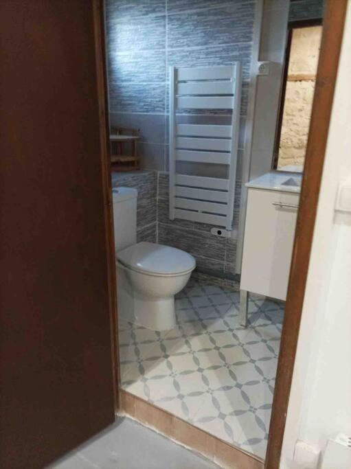 סן-ז'יל Grande Maison Traversante. מראה חיצוני תמונה